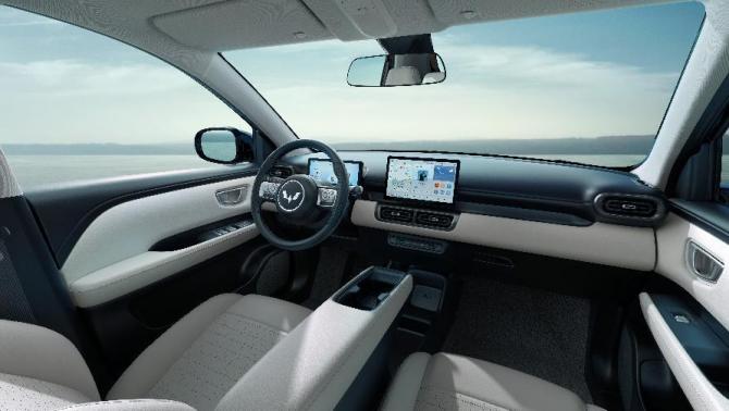 8.98萬(wàn)起，超長(zhǎng)續(xù)航五門純電SUV五菱繽果PLUS正式上市！