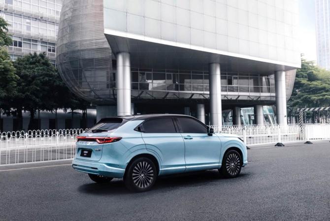 071643365a15717f719652.jpg image003.jpg