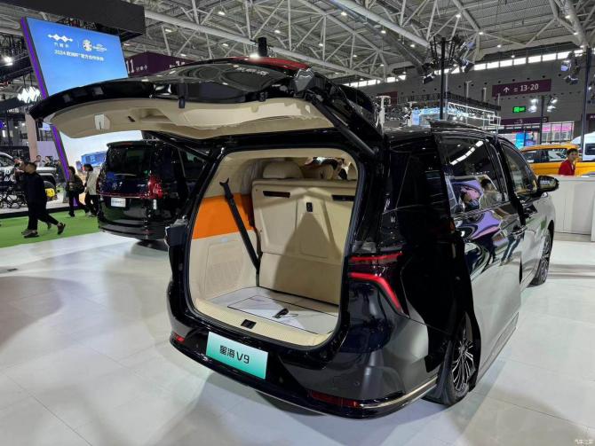 080836342e5b52c0d86691.jpg image006.jpg