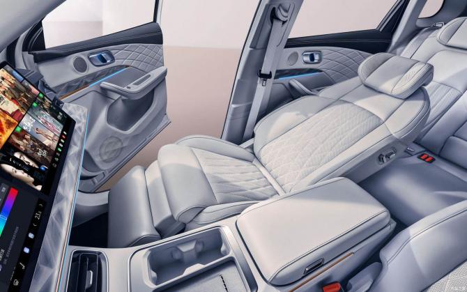 19082723b84a6a50906231.jpg image004.jpg