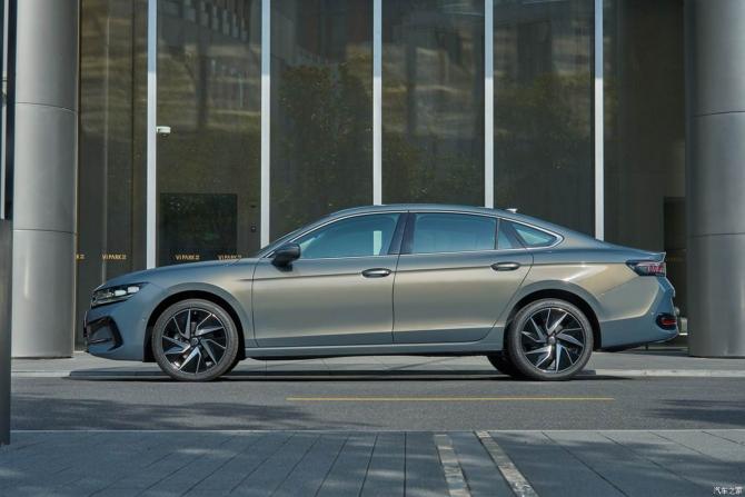 2208445165b7bd2f982096.jpg image003.jpg