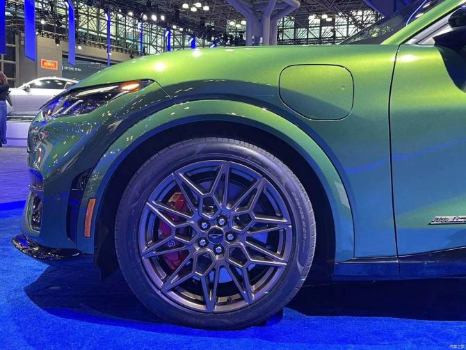 2808471708b7f73f0d0050.jpg image002.jpg