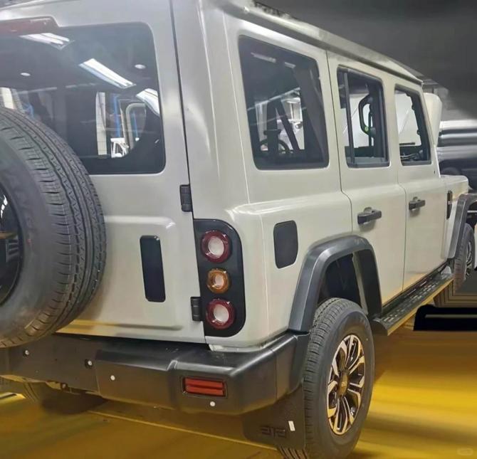 2908363813d4326c653846.jpg image002.jpg