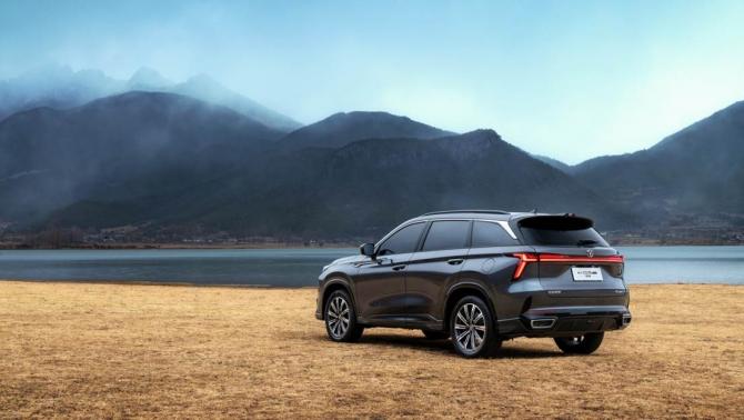 01180558741385e3935837.jpg image007.jpg