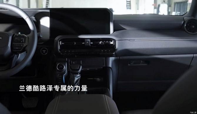 07081828286266affd4817.jpg image003.jpg