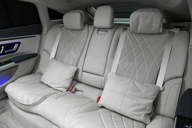 11084051850c3df6750311.jpg image009.jpg