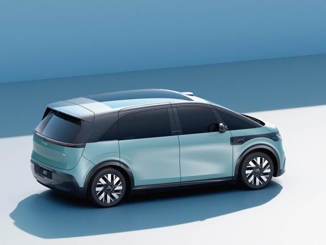 18085413a5afae31241141.jpg image002.jpg