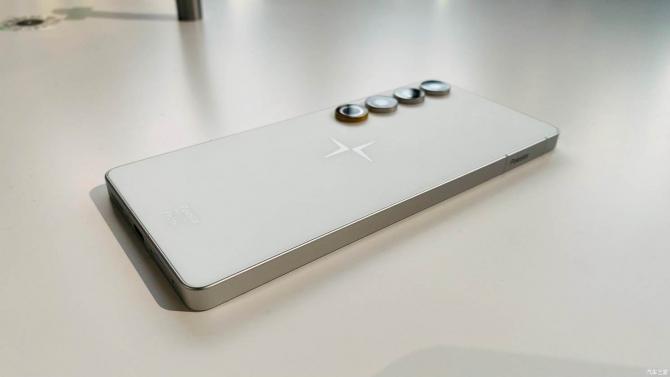 2408422713303f19349441.jpg image008.jpg