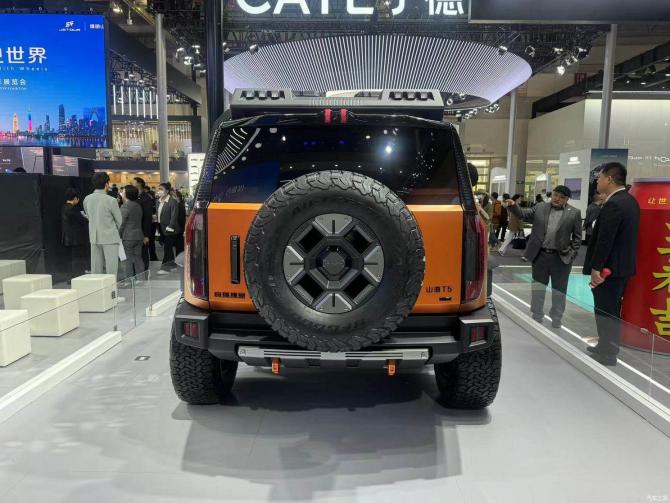 260820197f487b546a3031.jpg image004.jpg