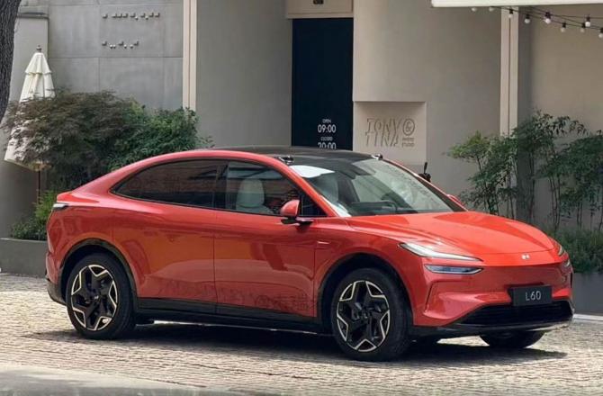 160833292de7518f2e5748.jpg image002.jpg