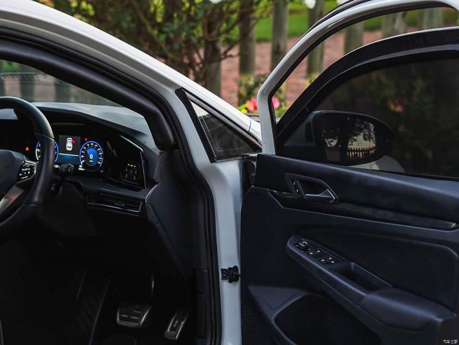 1308134099acaa576f7143.jpg image006.jpg