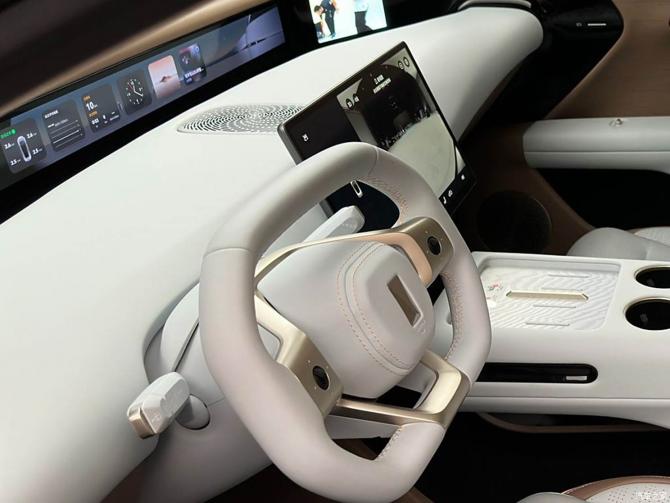 190821103e7c89320c5665.jpg image002.jpg