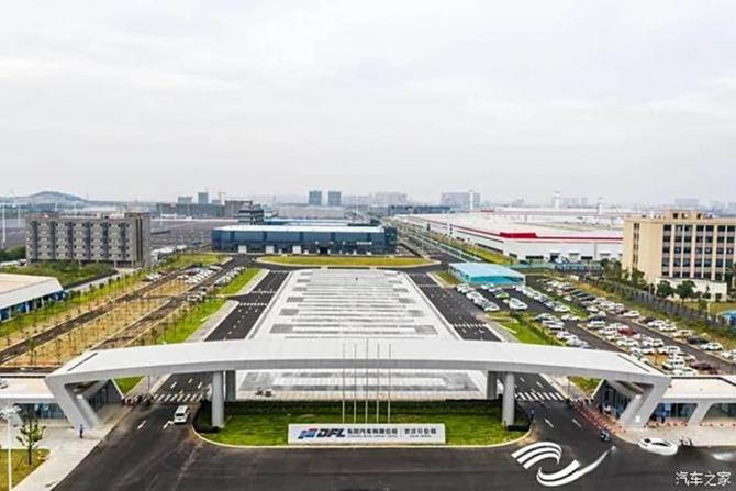 19084920304c35a4ed4127.jpg image002.jpg