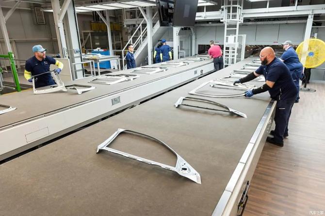 240848434bc2ad31fd8613.jpg image002.jpg