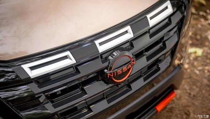 1108555970e5b33bae2176.jpg image002.jpg