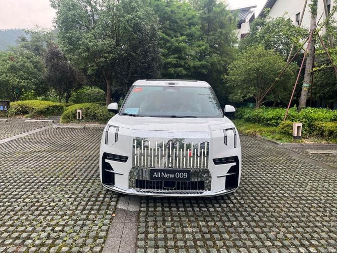 1508433860fb06a4e15481.jpg image002.jpg