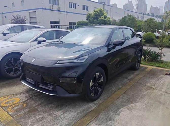 282348493f636c4d404498.jpg image001.jpg