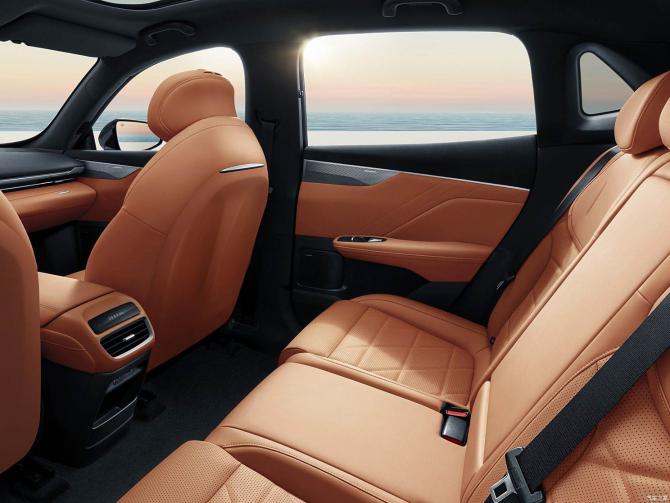 0208313391ed566a3c2196.jpg image003.jpg