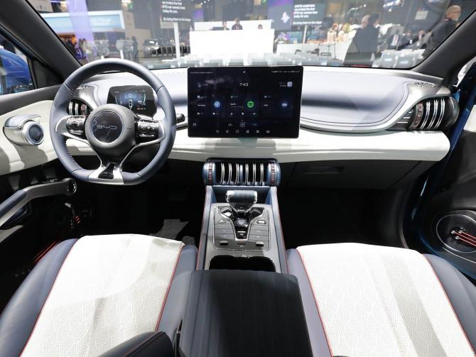 0209052676e88209c58066.jpg image002.jpg