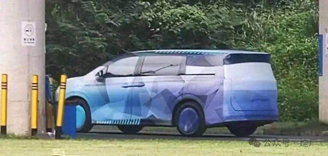 07080849d9d7e4c5e18210.jpg image004.jpg