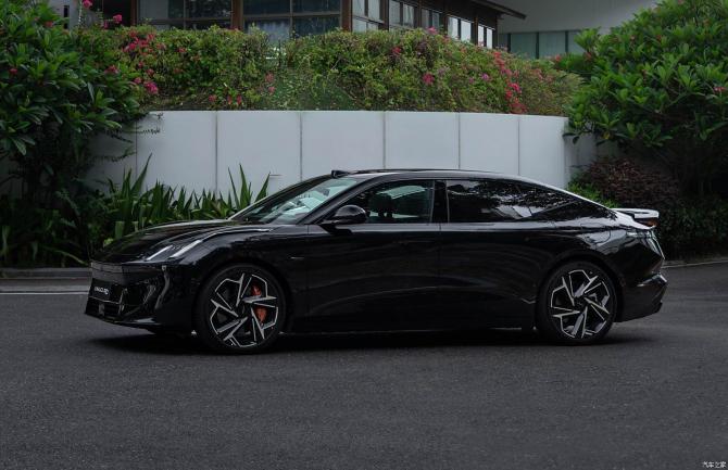 14092240f6804f7bc71703.jpg image003.jpg