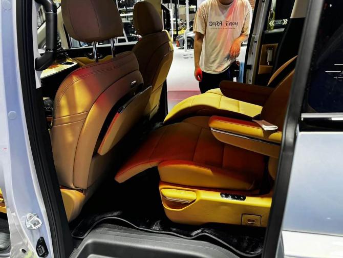 3008562154081e07315620.jpg image009.jpg