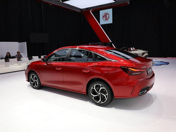 300902425b1885d7ad0353.jpg image004.jpg