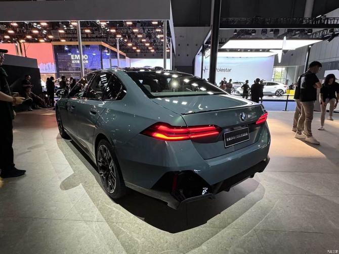 3011071399506305eb5075.jpg image004.jpg