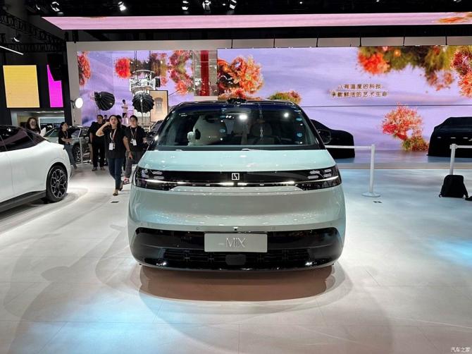 02074302804a6549b42752.jpg image001.jpg