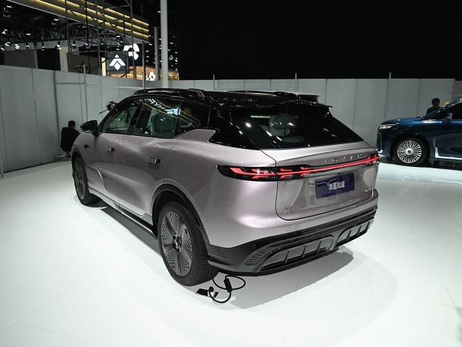 020755047fbc0bda5f5937.jpg image006.jpg