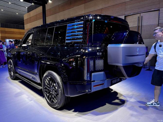 020758539c5110b63a0224.jpg image007.jpg