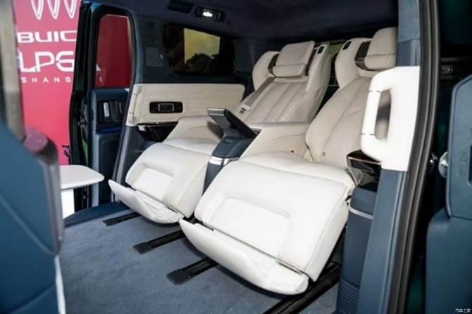 14083549bb01a7772d1815.jpg image001.jpg