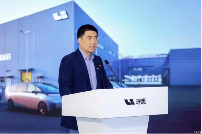 16165001db4f2e410c5542.png image002.png