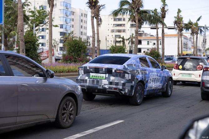 161703149a7bed6cb50003.jpg image002.jpg