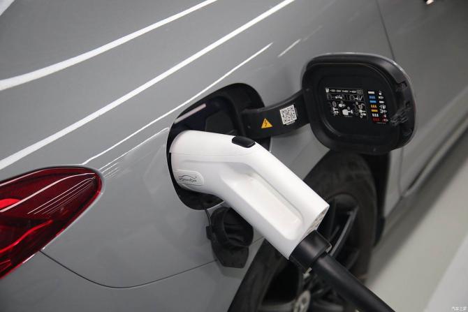 28075601fa33ee495e5634.jpg image011.jpg