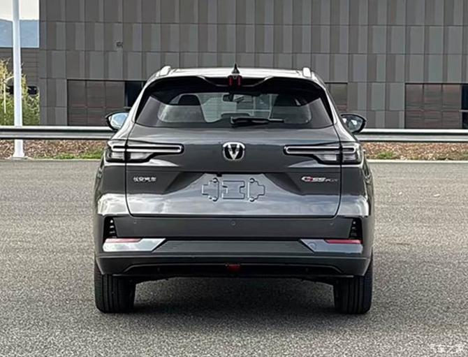 110819356fdde9fee19856.jpg image002.jpg