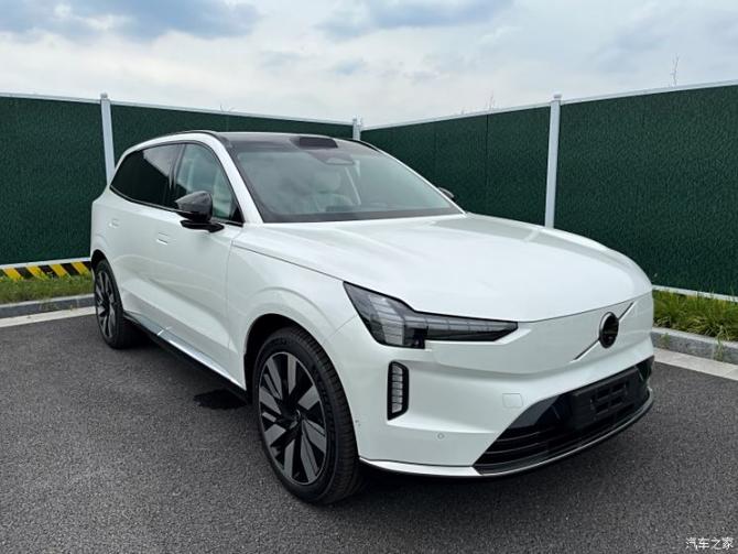 1108215783808ada471085.jpg image001.jpg