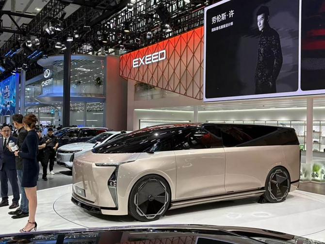 18082347f1821d6da49032.jpg image003.jpg