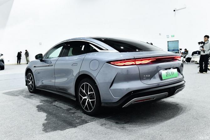 2008485936215aa49e9474.png 在龍年即將結(jié)束之際2972.png