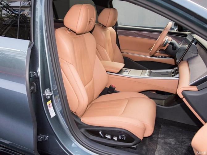 20084914c385c616bd5522.png 在龍年即將結(jié)束之際4593.png