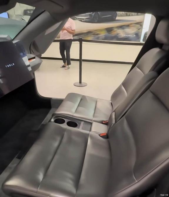 光岡M55 1st Edition將限量發(fā)售250臺2599.png