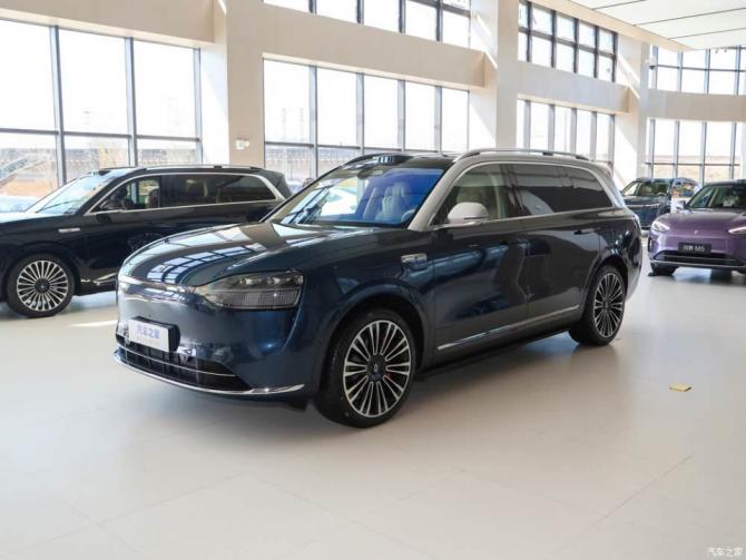 光岡M55 1st Edition將限量發(fā)售250臺(tái)1800.png