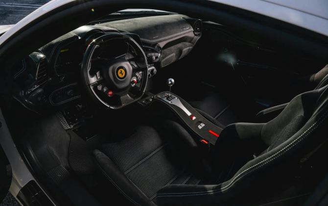 捍衛(wèi)信仰！法拉利正考慮重新引入手動變速箱