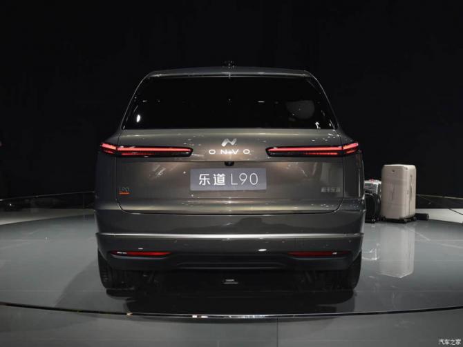 230912523aa1a7ab745296.png 隨著2025上海車展開幕1951.png