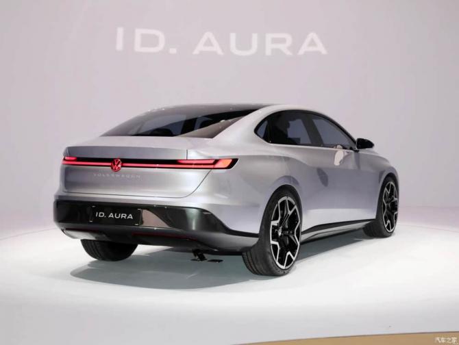 230916001fe6bab0b54902.png 隨著2025上海車展開幕4030.png