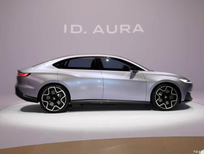 23091605040689af5e2228.png 隨著2025上海車展開幕3700.png