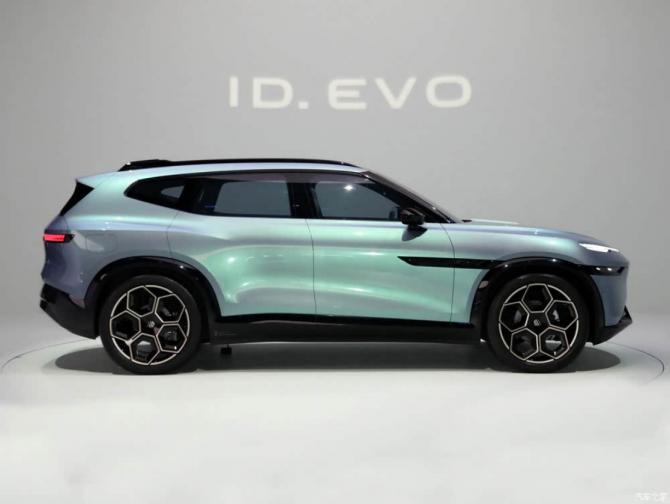 23091629758b1b28aa2951.png 隨著2025上海車展開幕1190.png