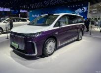 上海車(chē)展：雙色車(chē)身 嵐圖夢(mèng)想家山河版亮相