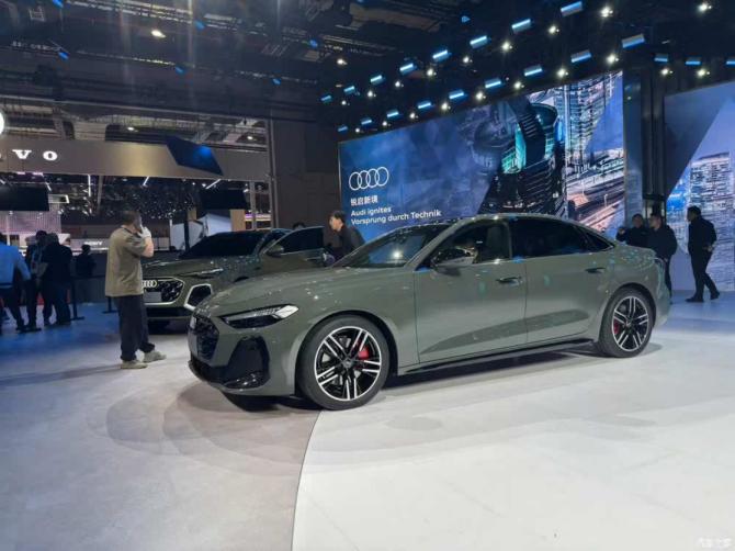 24084857935afc28bb1497.png 隨著2025上海車展開幕2759.png