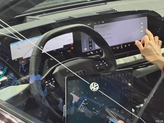 240849077d9bdcb95f0871.png 隨著2025上海車展開幕1402.png